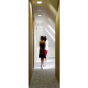 stickers PORTE vertical silhouettes dans le couloir