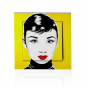 stickers interrupteur pop art Audrey sur fond jaune