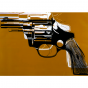stickers PC horizontal pop art revolver sur fond marron